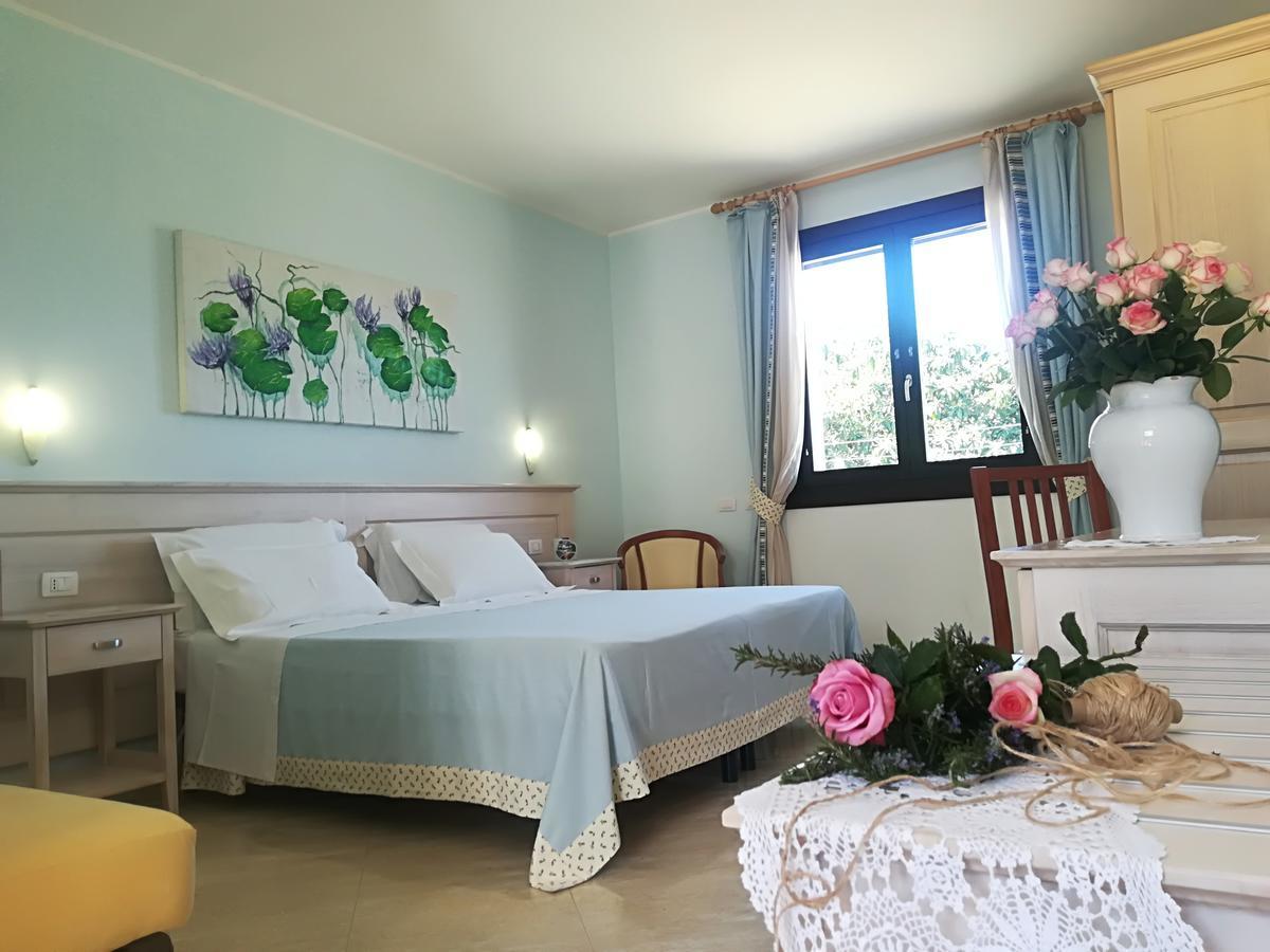Agriturismo Torrevecchia Сан-Панкраціо-Салентіно Екстер'єр фото